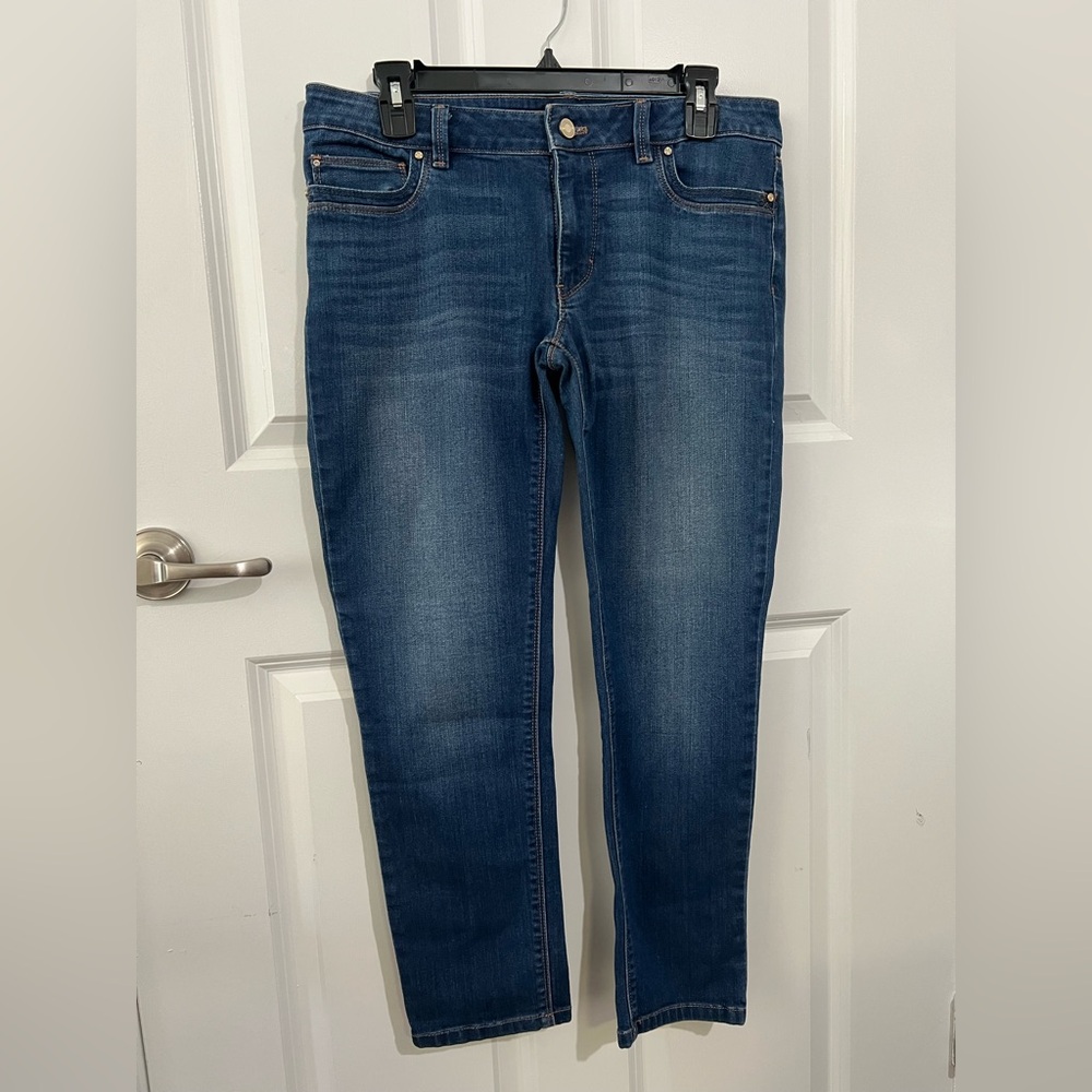 ** Clearance Discounted** White House Black Market Dark Blue Straight Jeans